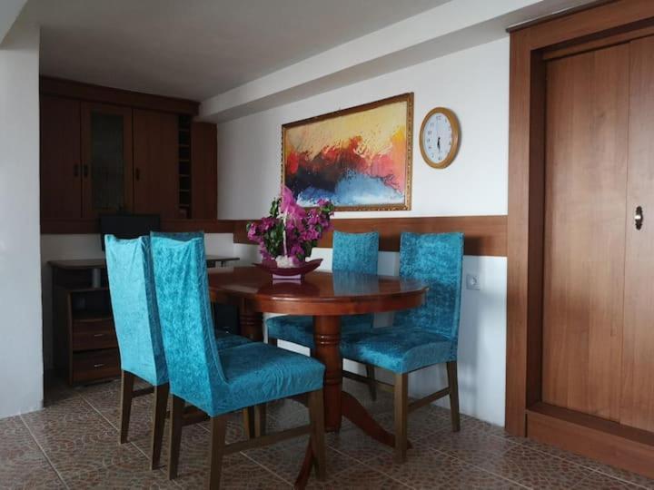 Vesna'S Dream Appartement Budva Buitenkant foto