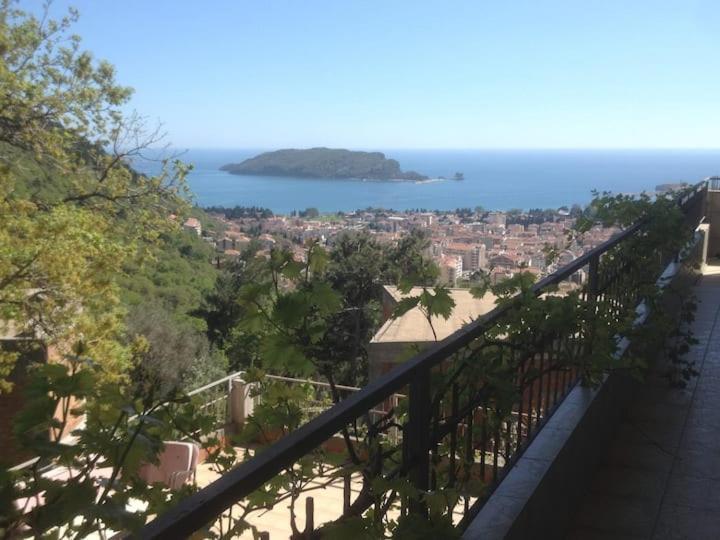 Vesna'S Dream Appartement Budva Buitenkant foto