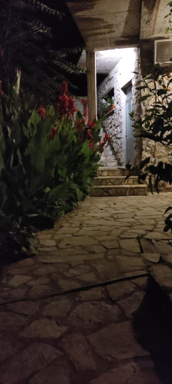 Vesna'S Dream Appartement Budva Buitenkant foto